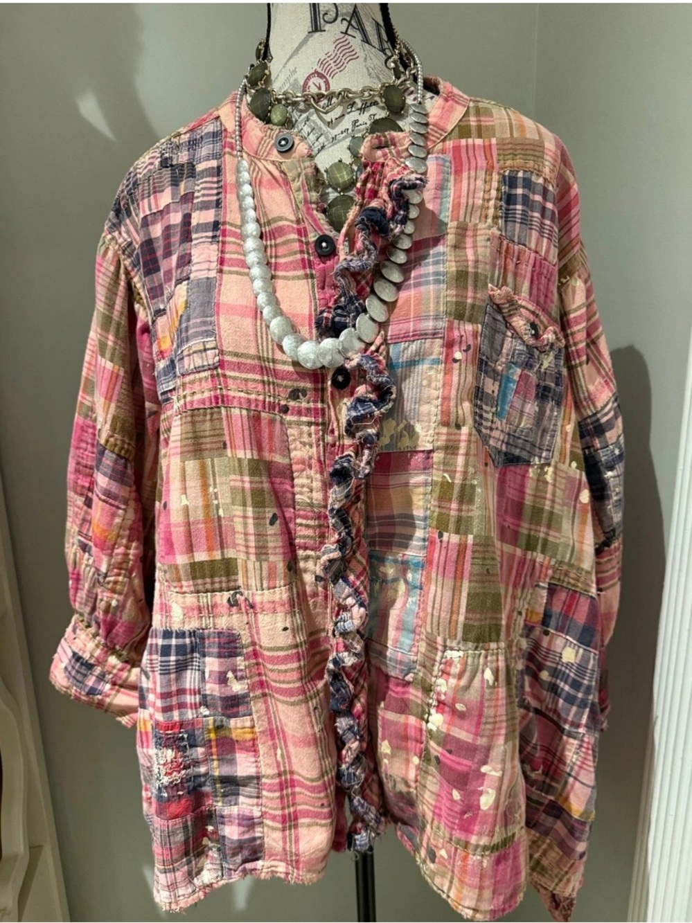 Magnolia Pearl Idgy Ruffle Shirt Pink Plaid Patchwork EUC